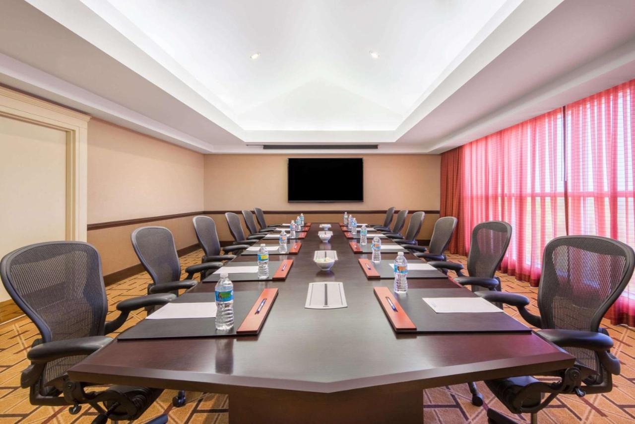 Sonesta Hamilton Park Hotel & Conference Center Florham Park Bagian luar foto